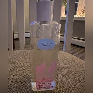 Victoria’s Secret Tease Dreamer